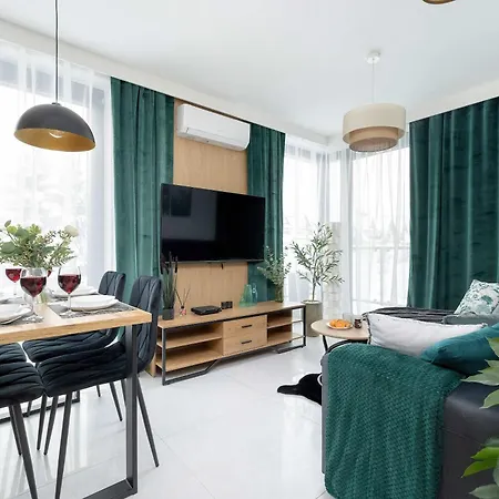 Prestizowe Goralskie Apartamenty W Sercu Zakopanego & Parking By Noclegi Renters Exterior photo